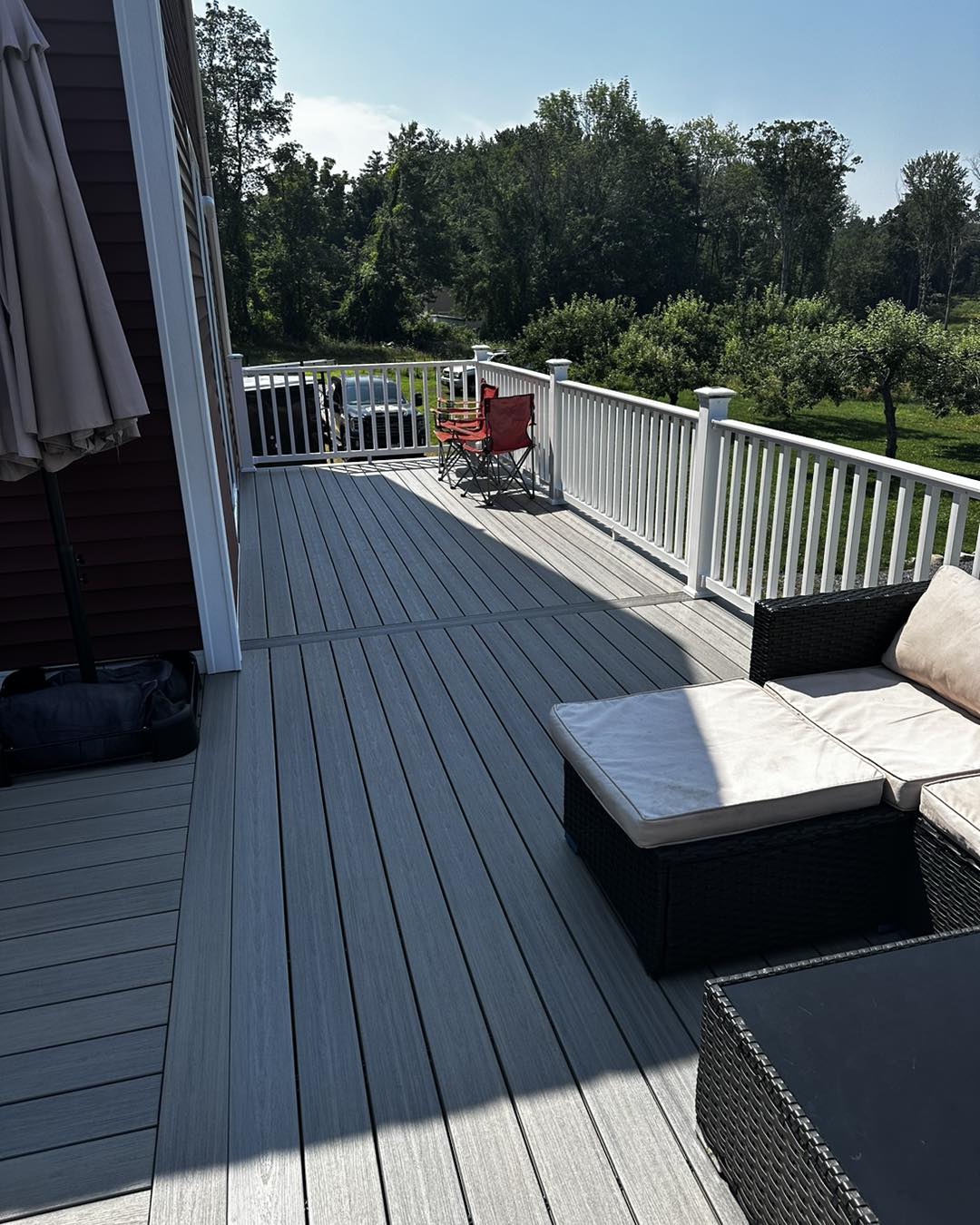 New composite deck built by Deck Pros in Raymond, NH